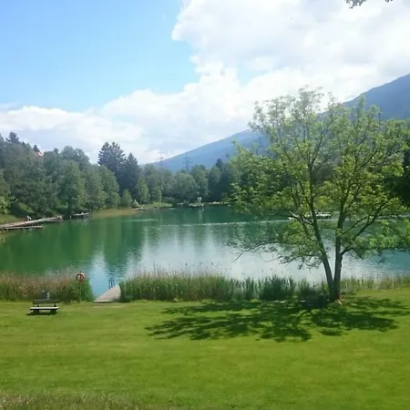 Wessely Am Golfplatz Daire *