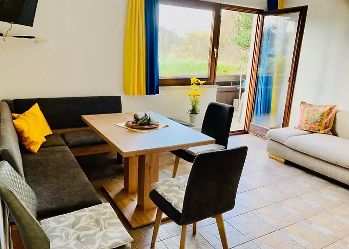 Апартаменти Wessely Am Golfplatz *